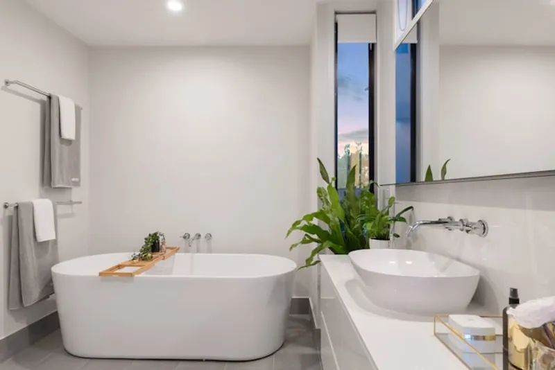 Modern bathroom
